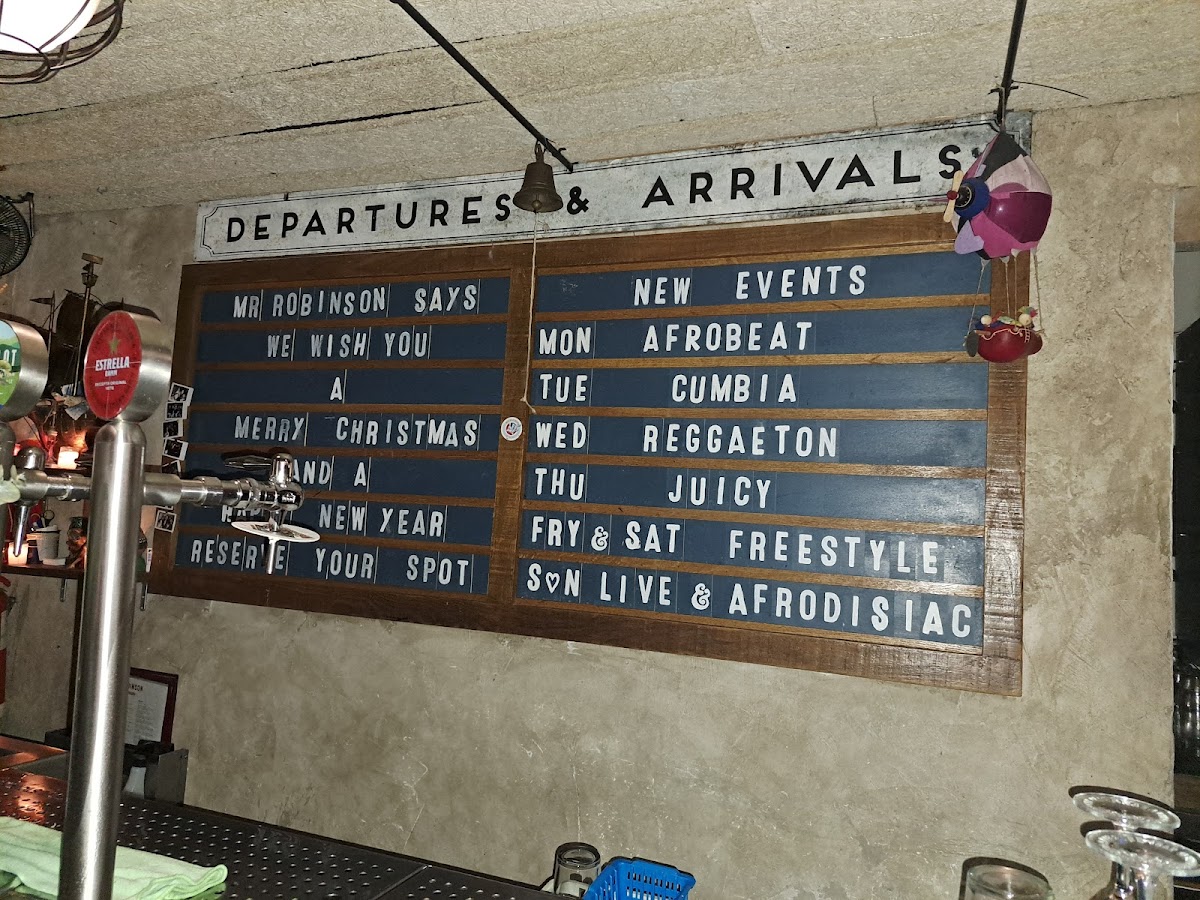 Menu - Mr Robinson photo 8